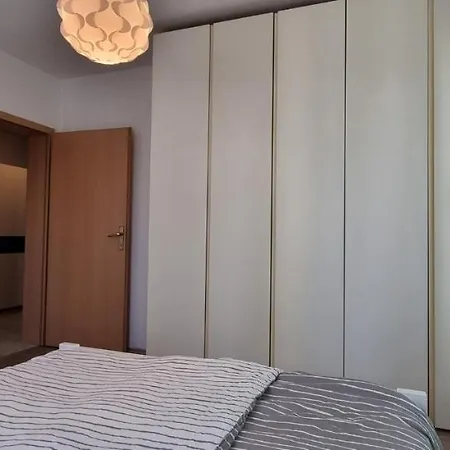 Irena Apartment *